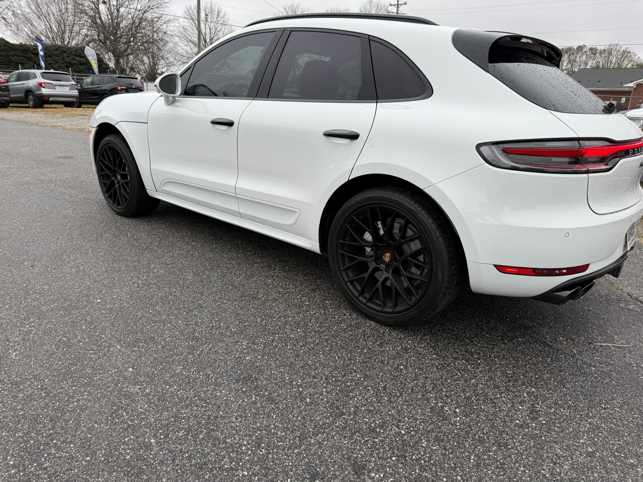 Porsche Macan Turbo 2021