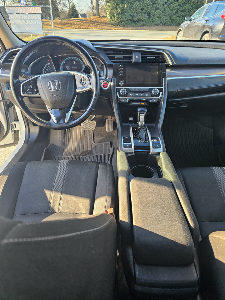 Honda Civic EX Sedan CVT 2021