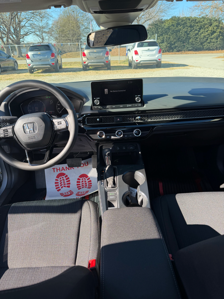 Honda Civic 4dr Sdn LX Auto 2025