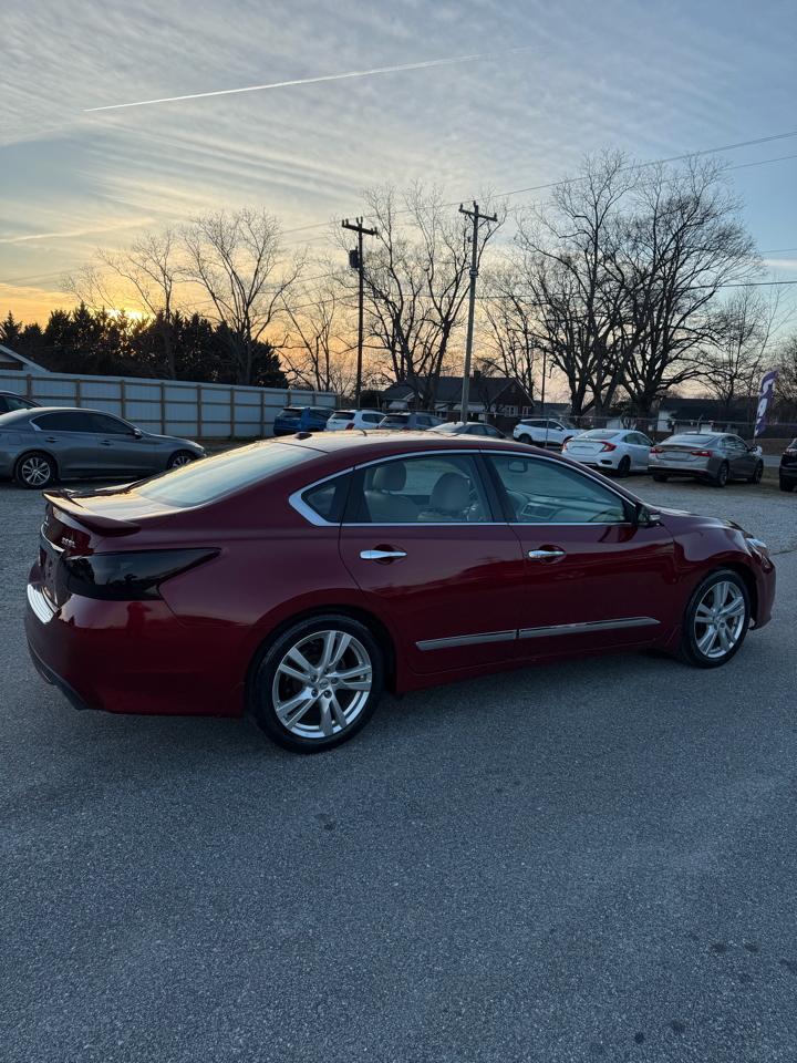 Nissan Altima 3.5 SR 2017