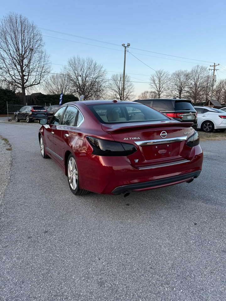 Nissan Altima 3.5 SR 2017