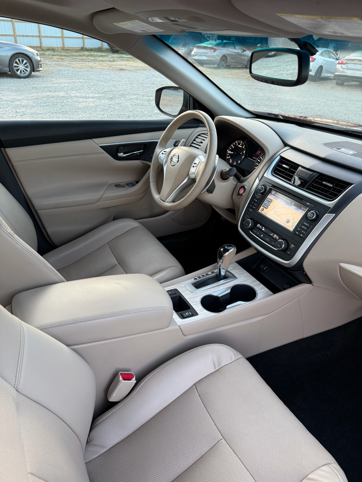 Nissan Altima 3.5 SR 2017