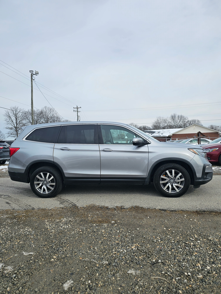 Honda Pilot EX-L w/Navigation and RES AWD 2019