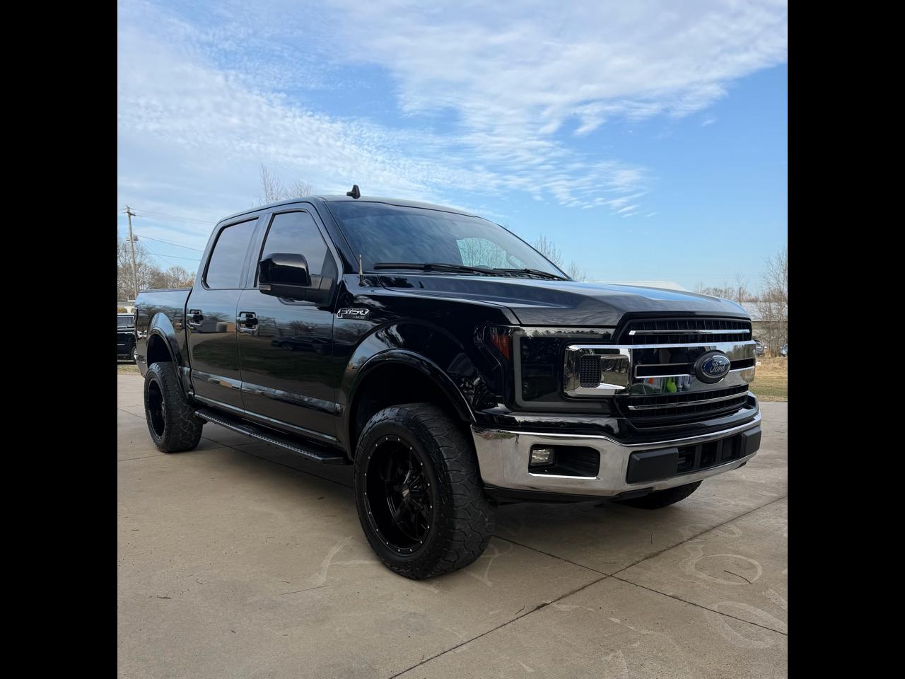 2019 Ford F-150 2WD SuperCrew 145" Lariat