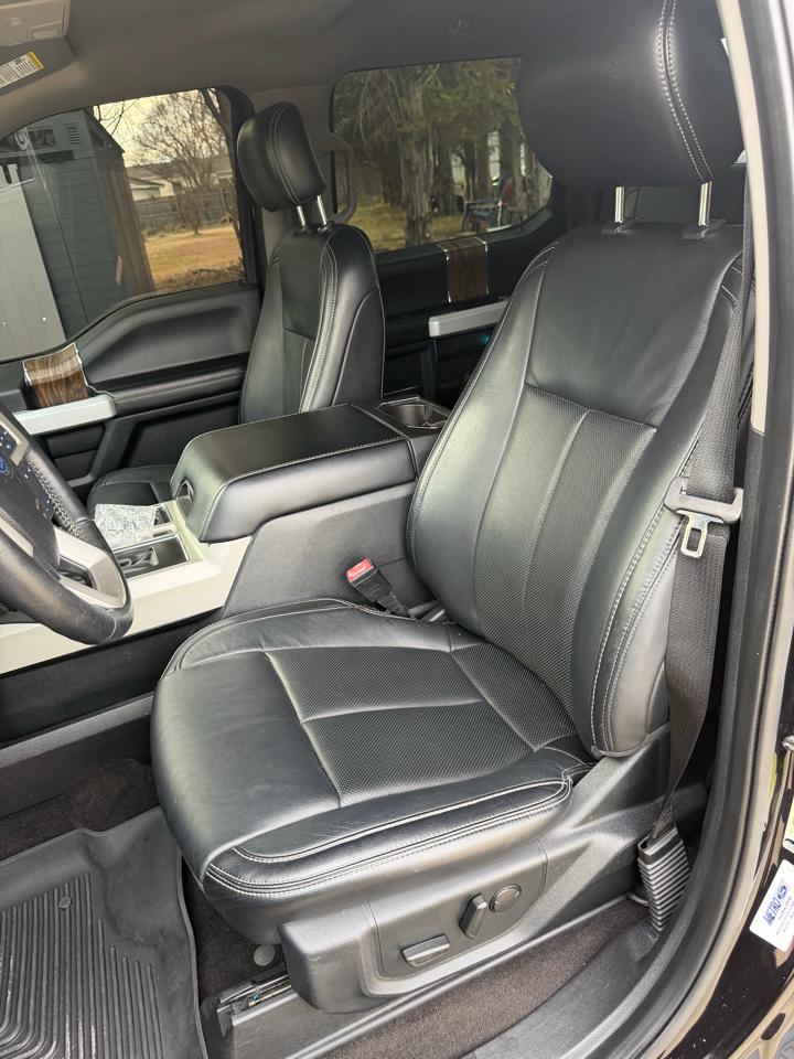 Ford F-150 2WD SuperCrew 145" Lariat 2019