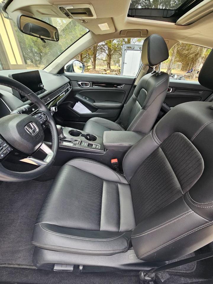 Honda Civic EX-L Hatchback 2024