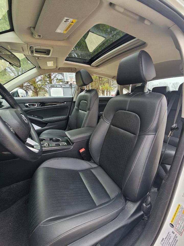 Honda Civic EX-L Hatchback 2024