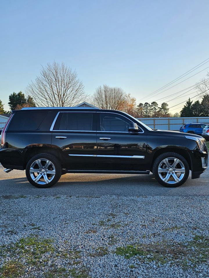 Cadillac Escalade Platinum 4WD 2017