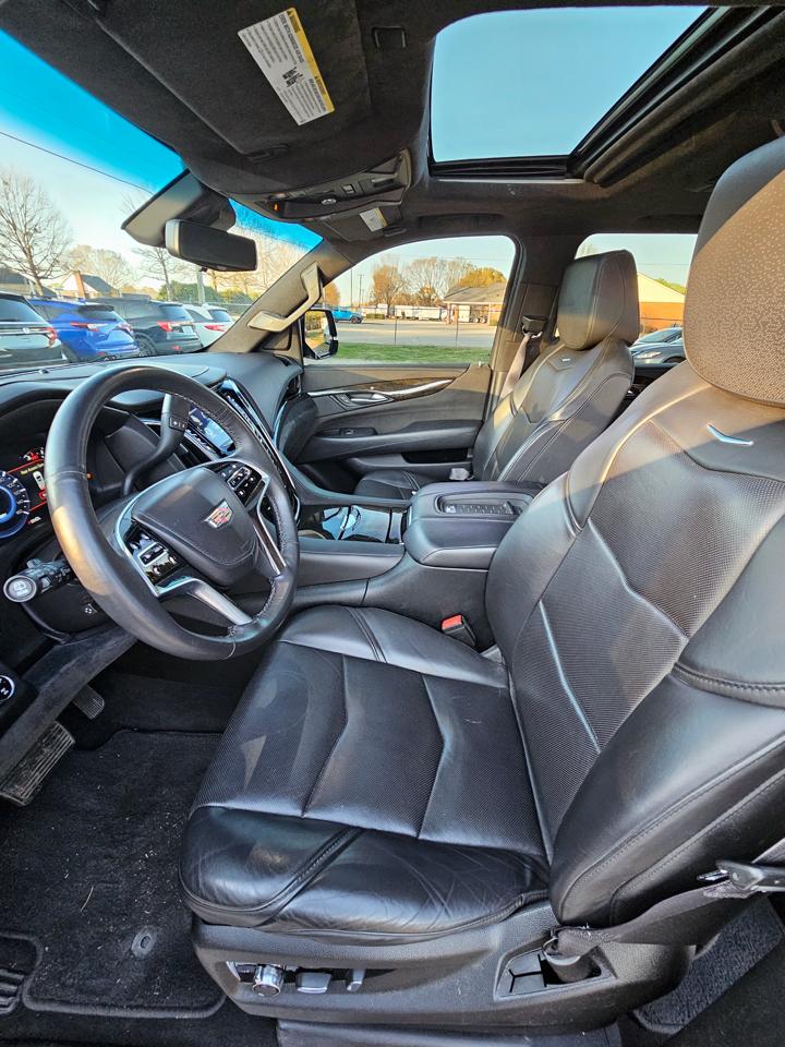 Cadillac Escalade Platinum 4WD 2017