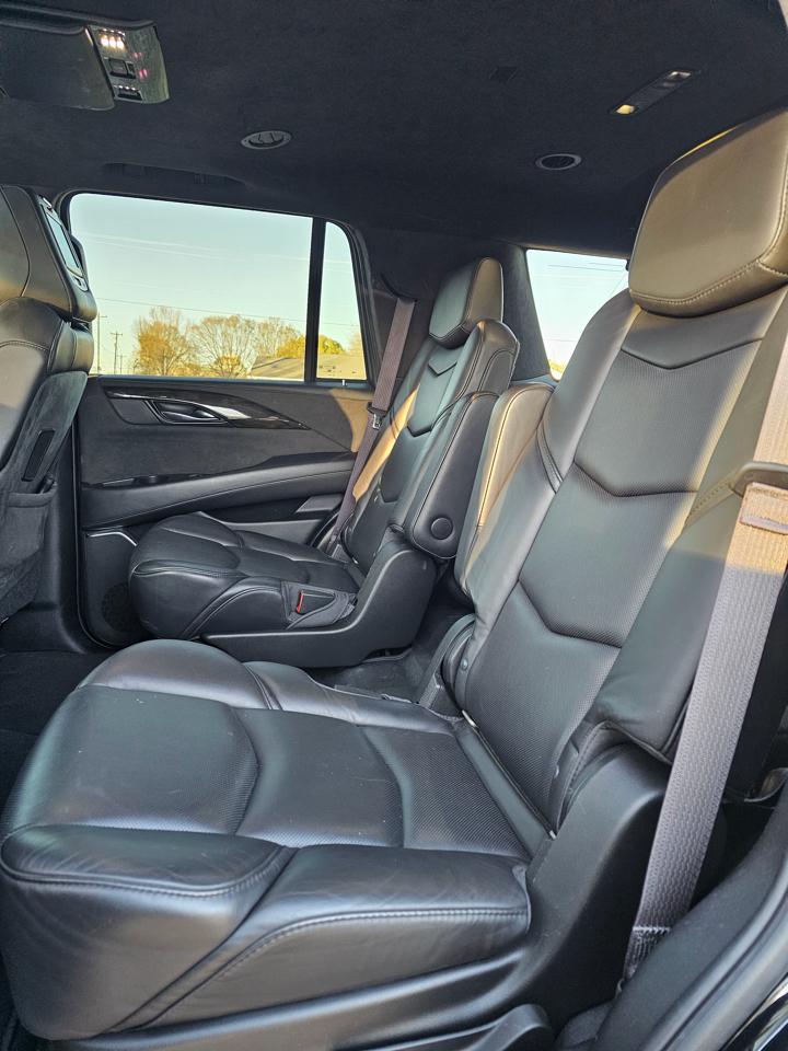 Cadillac Escalade Platinum 4WD 2017