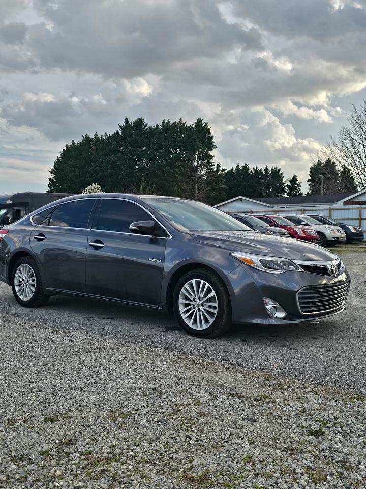 Toyota Avalon Hybrid XLE Premium 2015