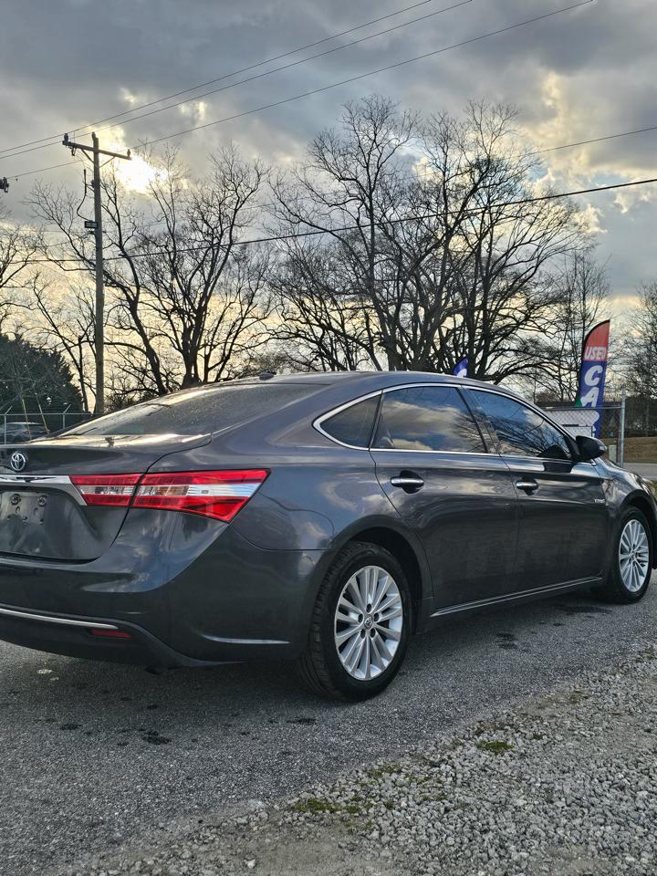 Toyota Avalon Hybrid XLE Premium 2015