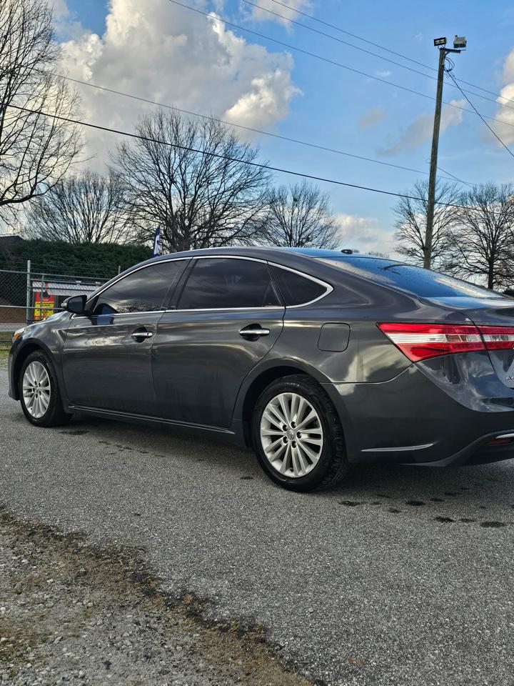 Toyota Avalon Hybrid XLE Premium 2015