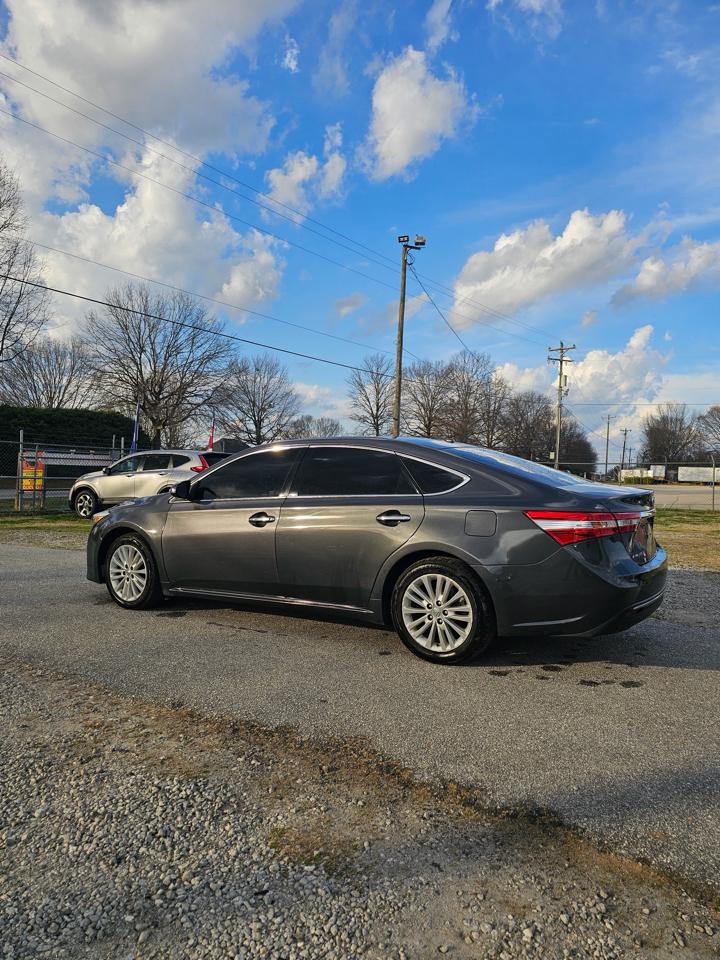 Toyota Avalon Hybrid XLE Premium 2015