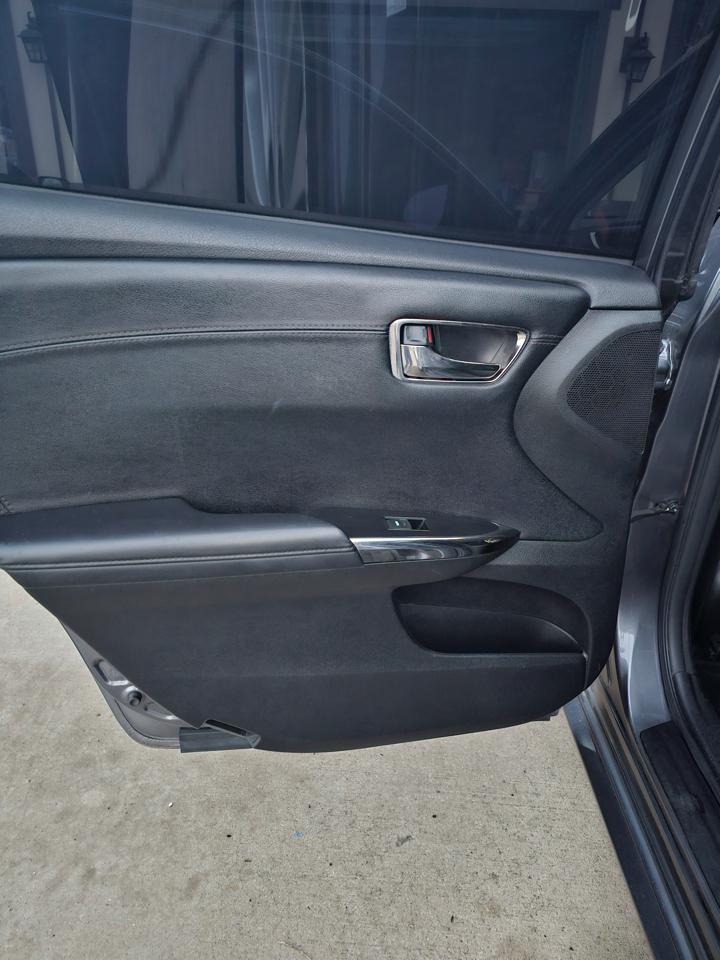 Toyota Avalon Hybrid XLE Premium 2015