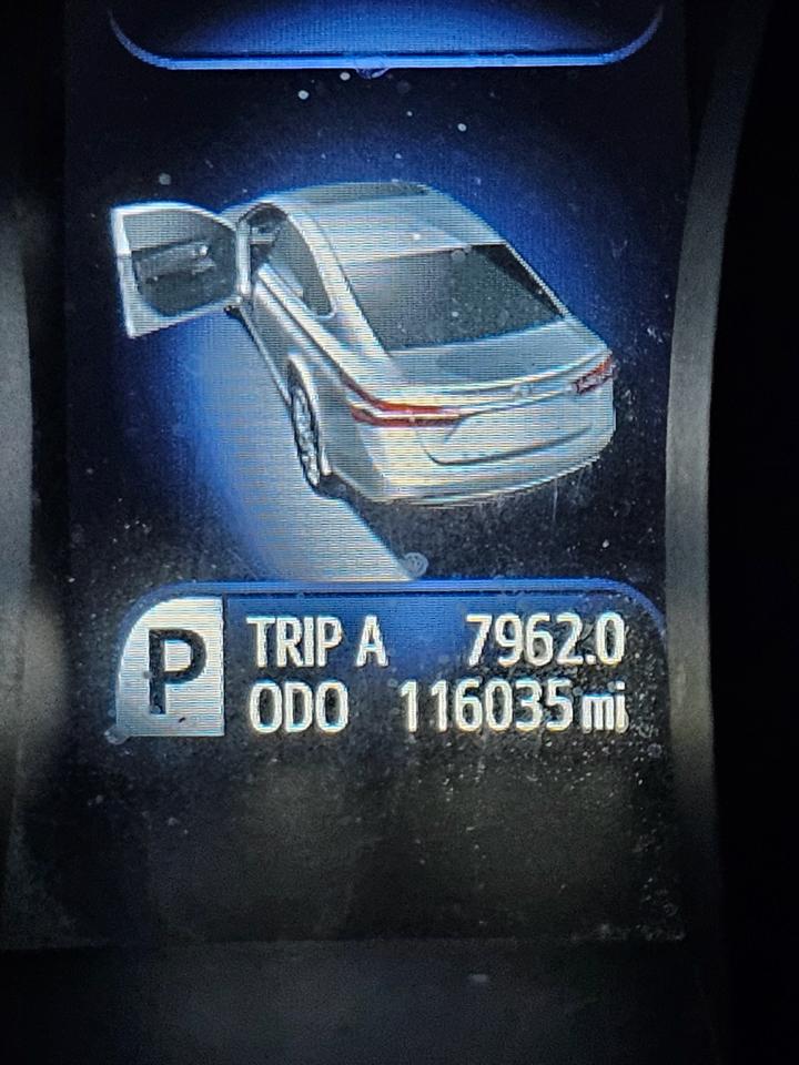 Toyota Avalon Hybrid XLE Premium 2015