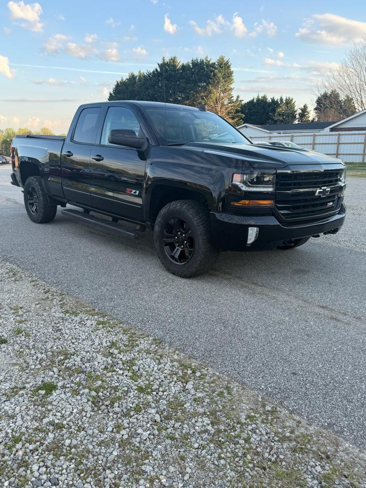 Chevrolet Silverado 1500 LTZ Z71 Double Cab 4WD 2018