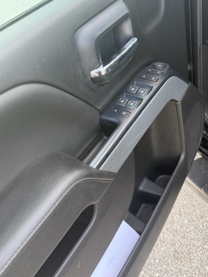 Chevrolet Silverado 1500 LTZ Z71 Double Cab 4WD 2018