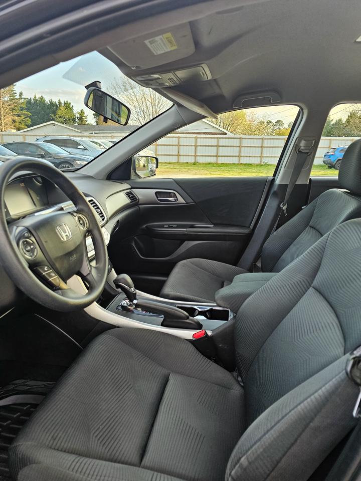 Honda Accord LX Sedan CVT 2015