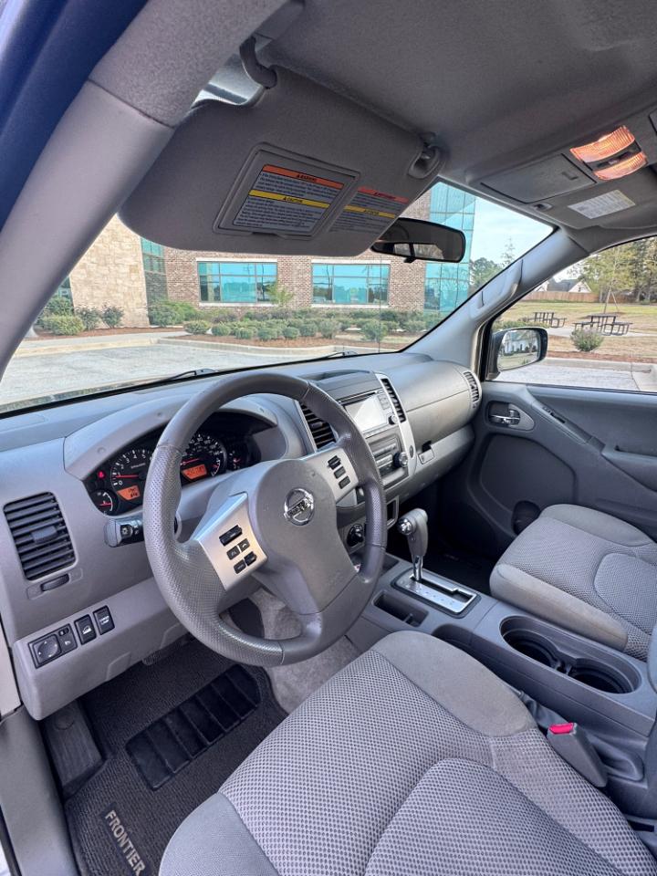 Nissan Frontier 4WD SVE Crew Cab V6 Auto SC SB 2018