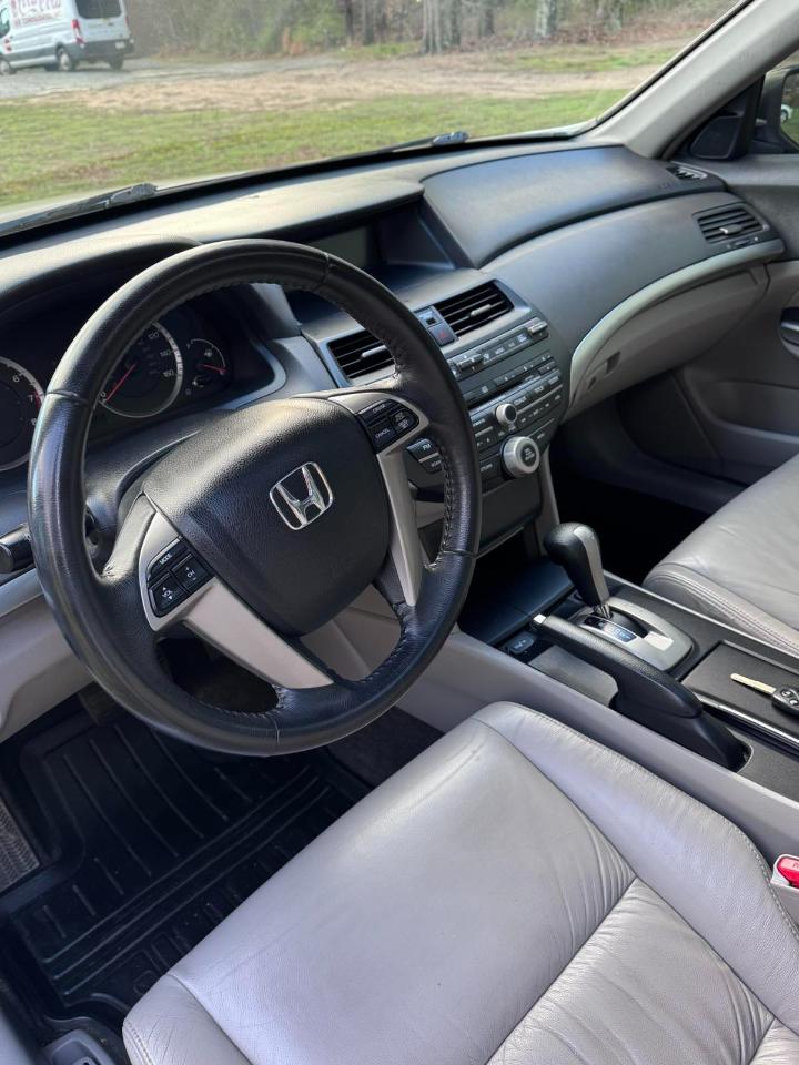 Honda Accord EX-L Sedan V6 6-Spd AT 2008