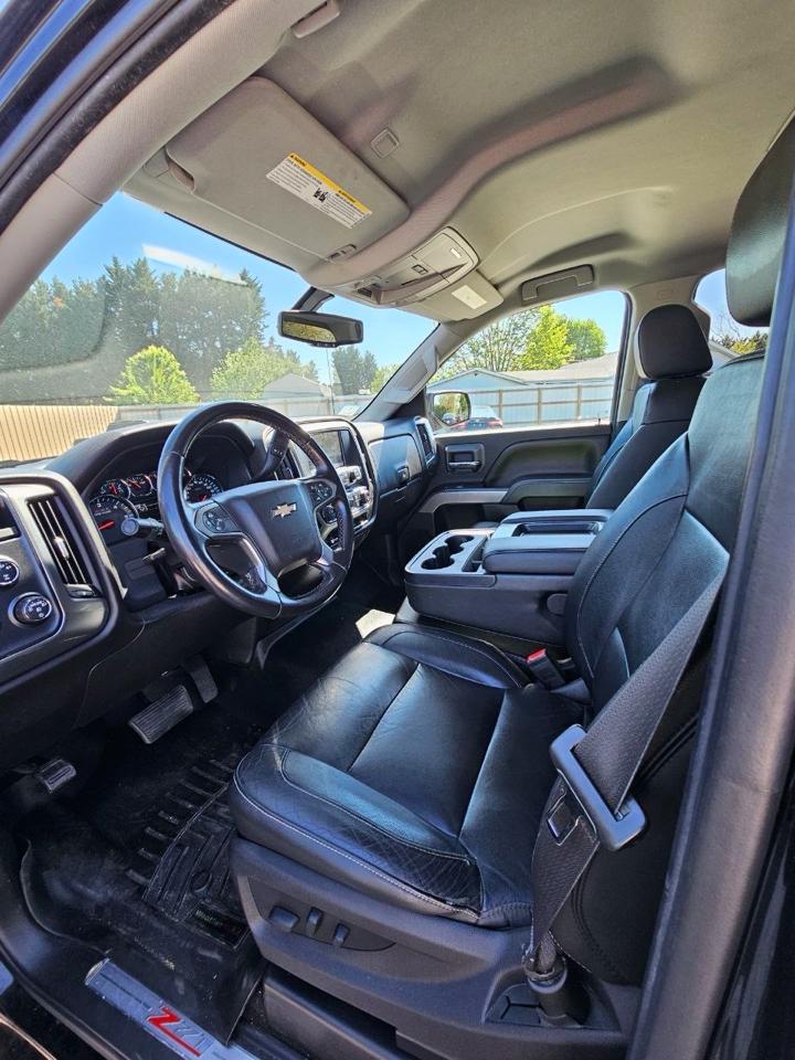 Chevrolet Silverado 1500 Z71 Ext Cab 4WD 4D 2016