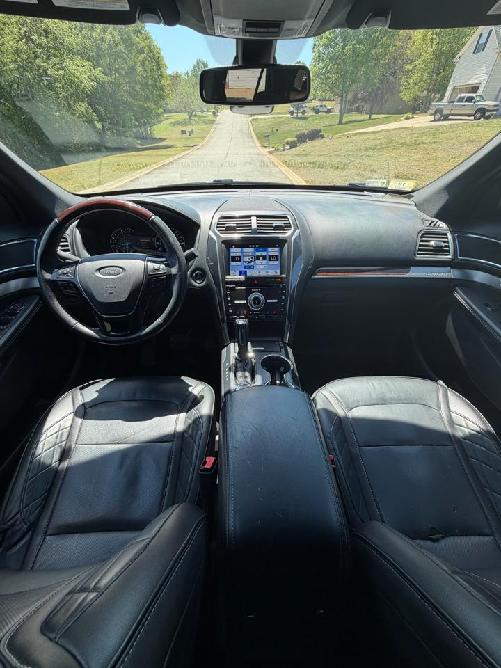 Ford Explorer Platinum AWD 2018