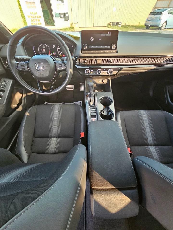 Honda Civic Sport 4D Sedan at 2024