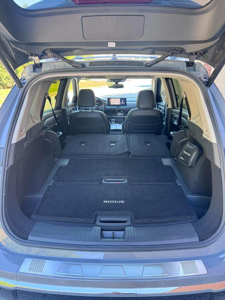 Nissan Rogue  2025