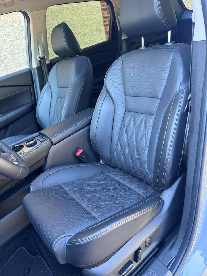Nissan Rogue  2025