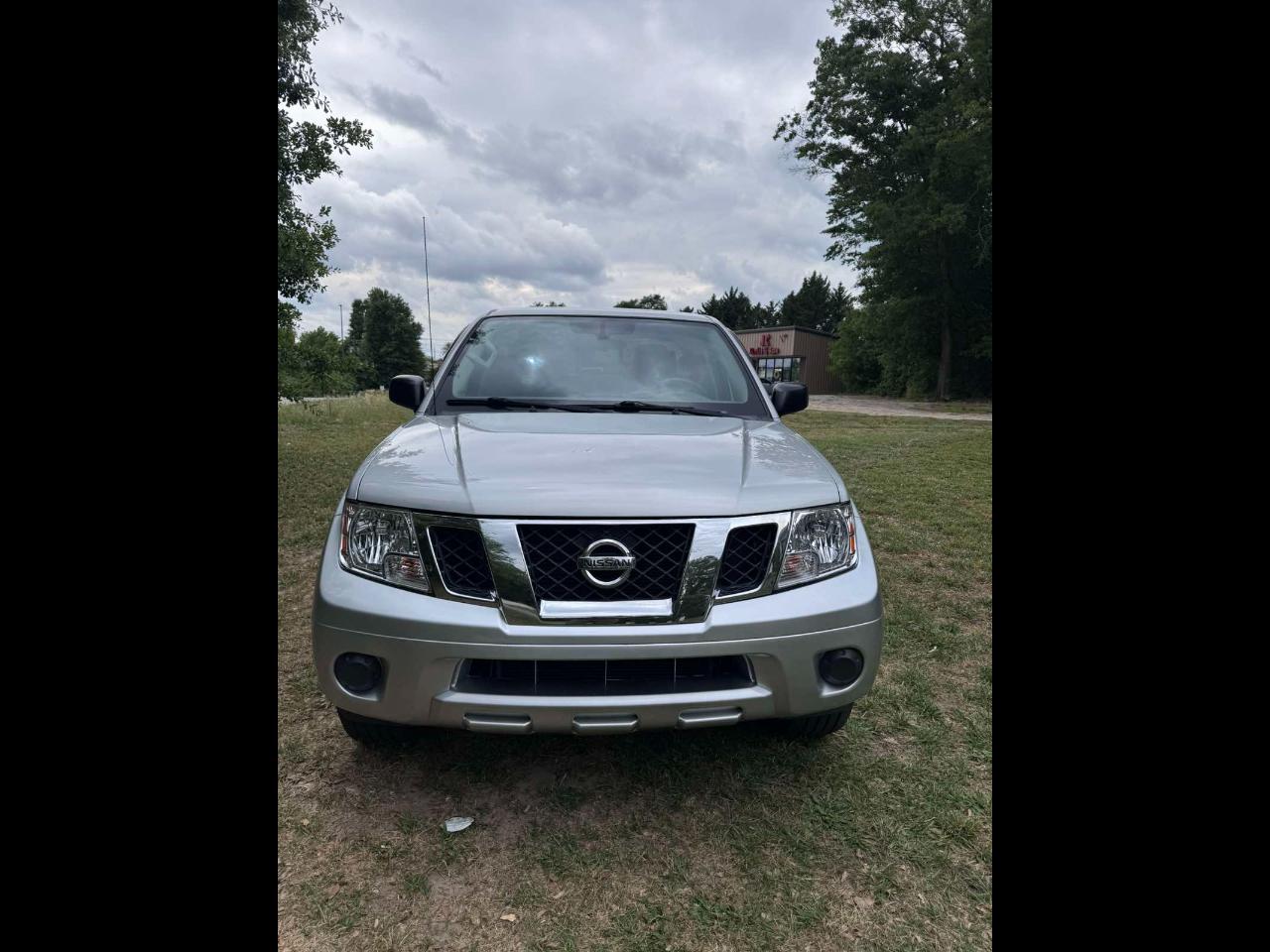Nissan Frontier 4WD  2019