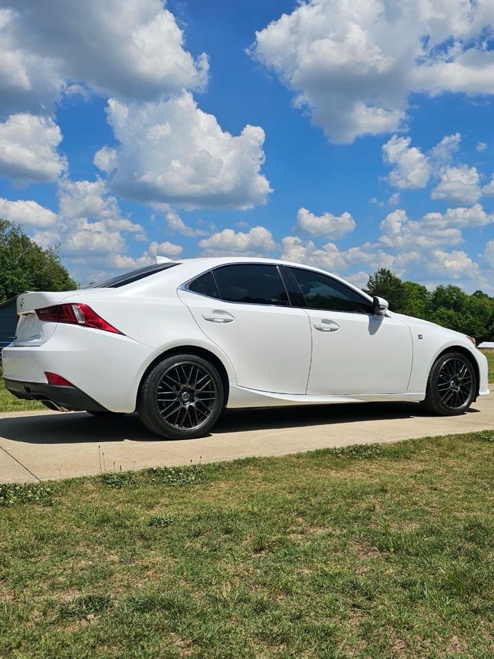 Lexus IS 350 AWD 2015