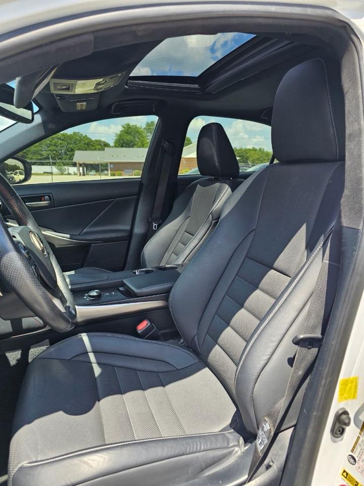 Lexus IS 350 AWD 2015
