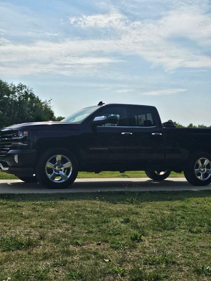 Chevrolet Silverado 1500 4WD Ext Cab 157.5" LTZ 2017