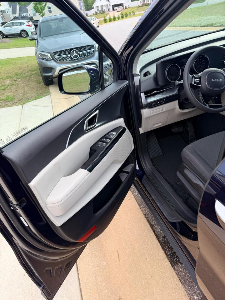 Kia Carnival LX Seat Package 2024