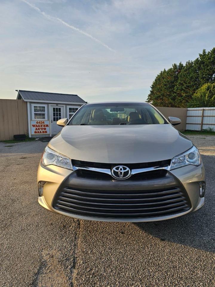 Toyota Camry XLE 2016