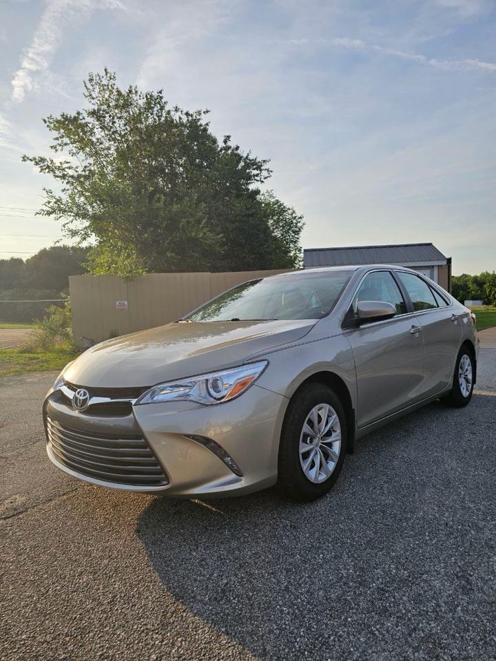 Toyota Camry XLE 2016