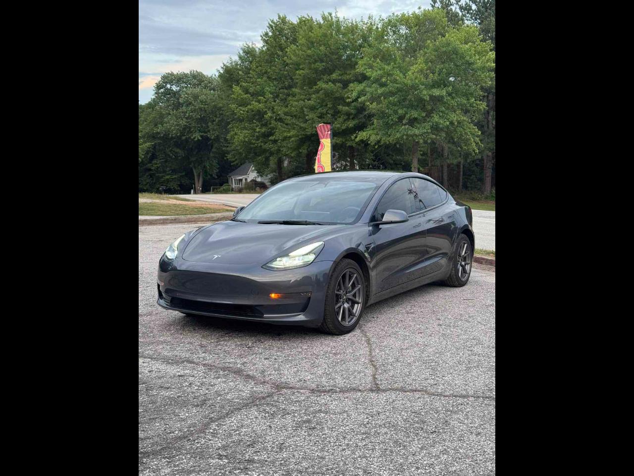 Tesla Model 3  2023