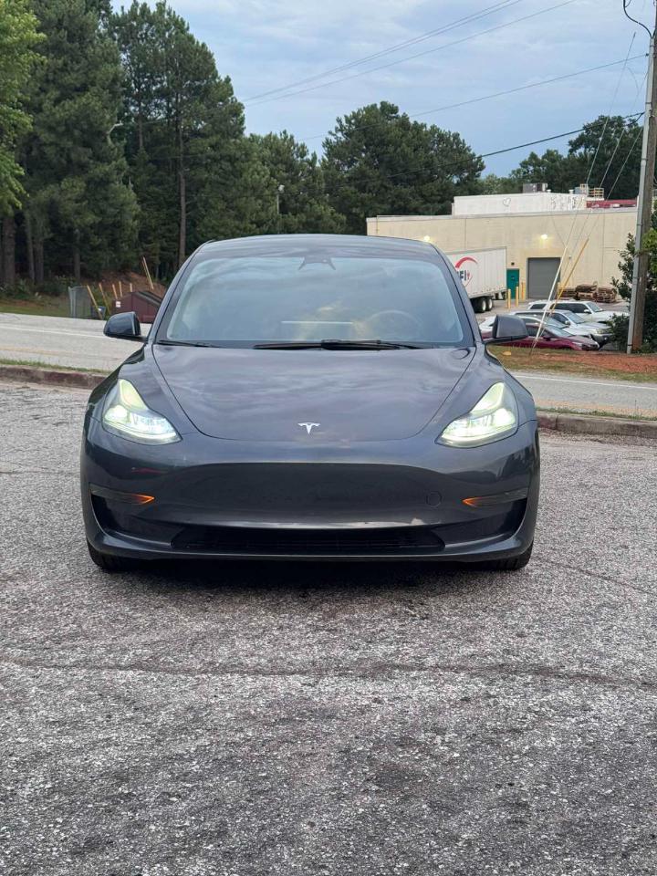 Tesla Model 3  2023