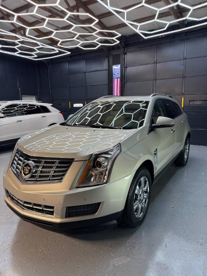 Cadillac SRX Luxury Collection FWD 2015