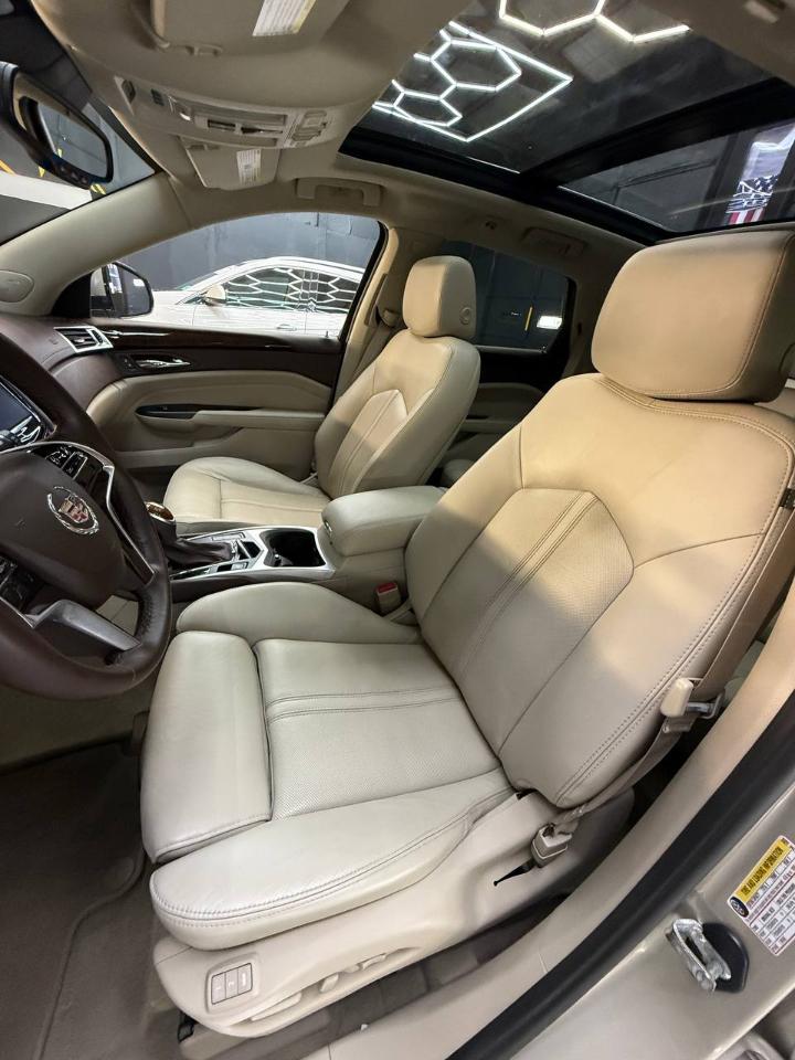 Cadillac SRX Luxury Collection FWD 2015