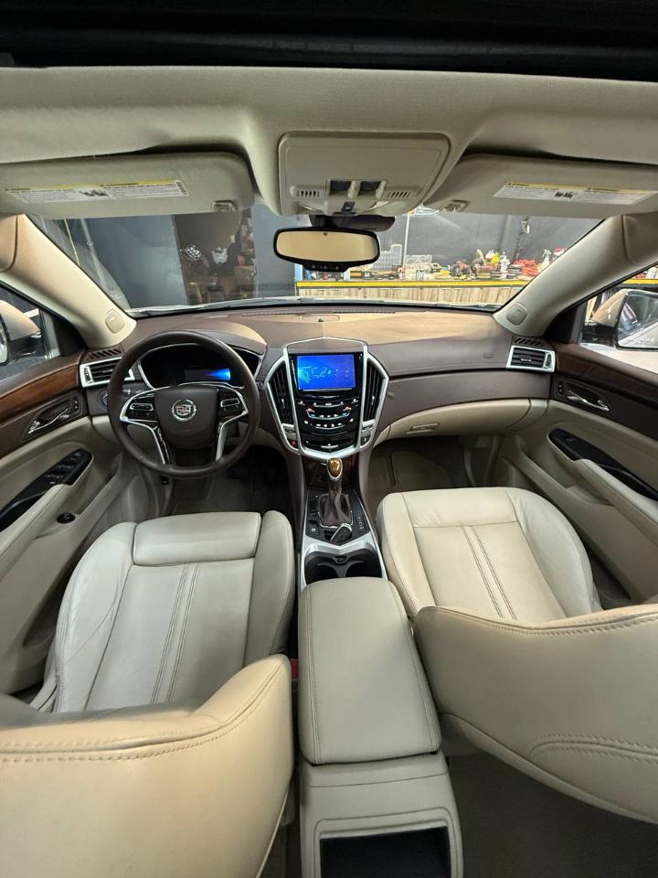 Cadillac SRX Luxury Collection FWD 2015