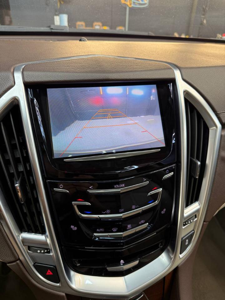 Cadillac SRX Luxury Collection FWD 2015