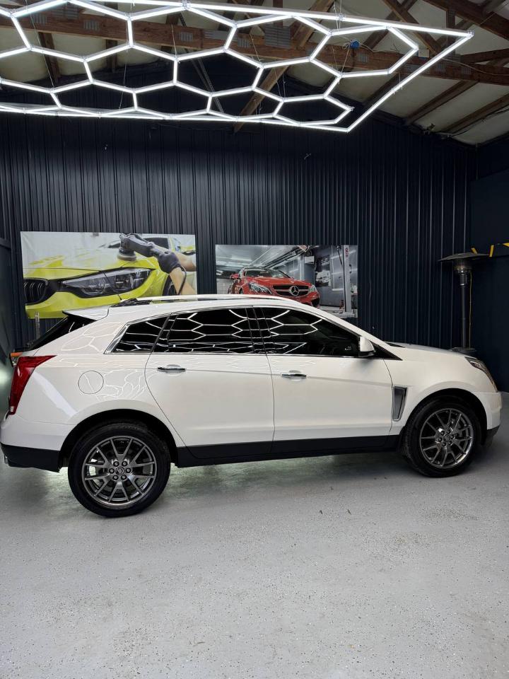 Cadillac SRX Performance Collection FWD 2016