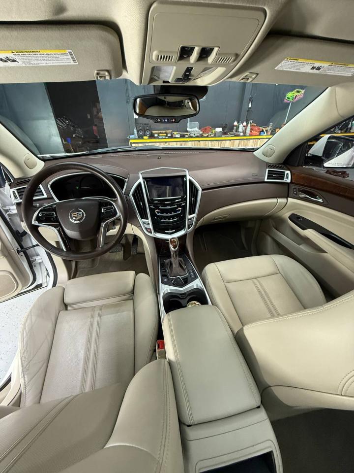 Cadillac SRX Performance Collection FWD 2016