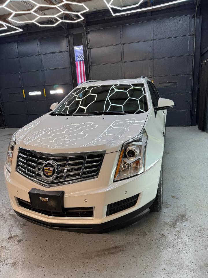 Cadillac SRX Luxury Collection FWD 2016