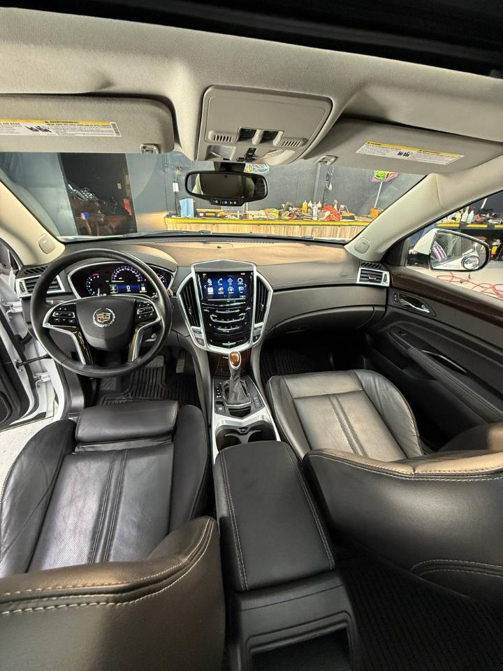 Cadillac SRX Luxury Collection FWD 2016