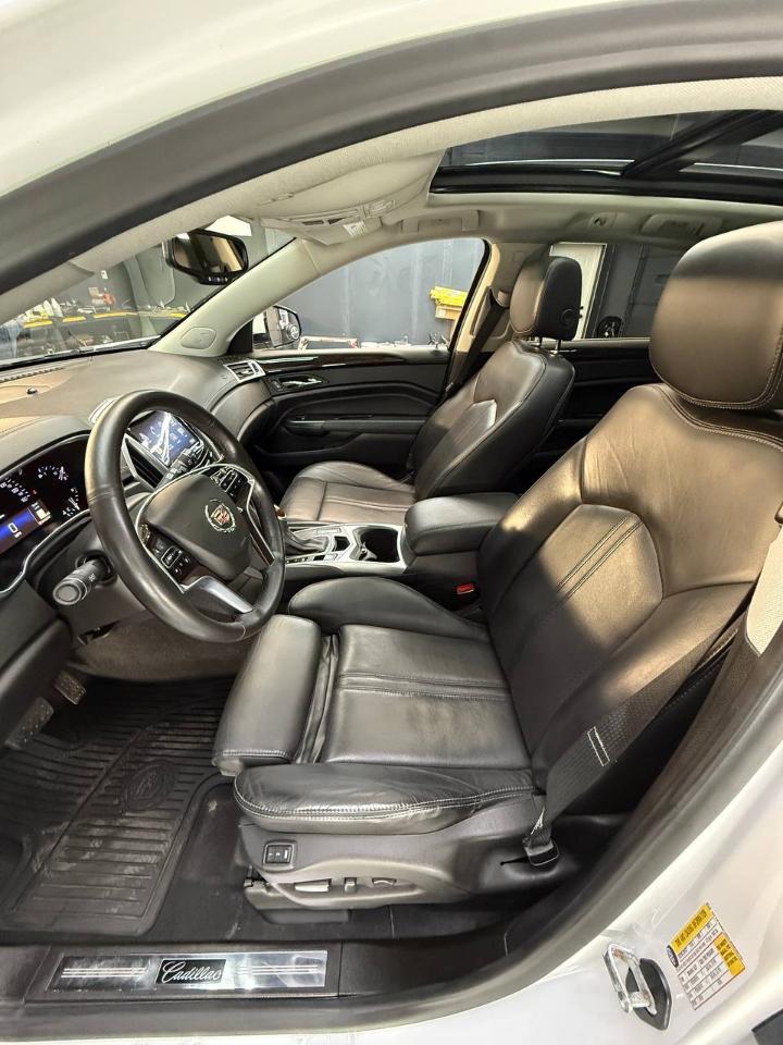 Cadillac SRX Luxury Collection FWD 2016