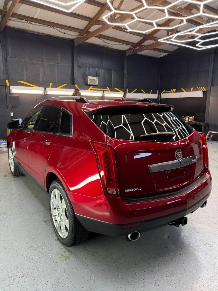 Cadillac SRX Performance Collection FWD 2016