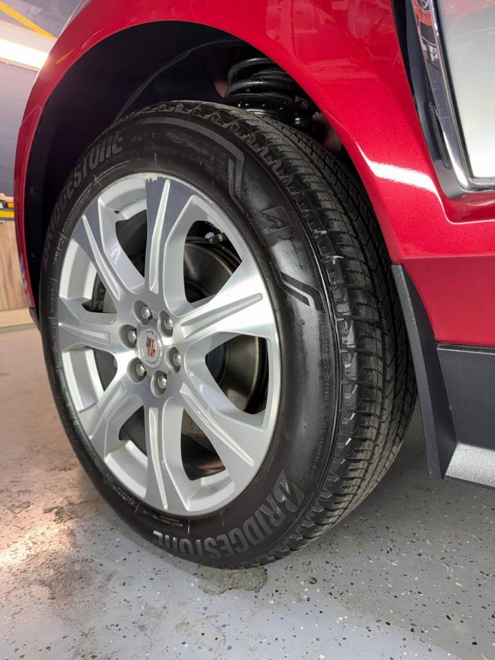 Cadillac SRX Performance Collection FWD 2016
